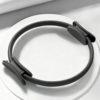Anneau de Pilates avec poignées ergonomiques double face, surface antidérapante côtelée pour des exercices confortables des jambes et des bras
