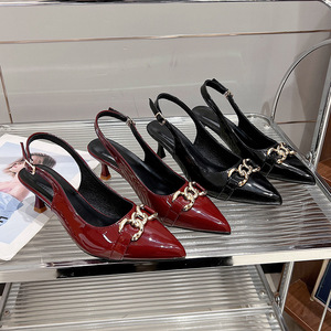 Nouvelles <span class=keywords><strong>sandales</strong></span> à talons hauts pointus pour femmes, <span class=keywords><strong>grande</strong></span> taille, tendance, pour le commerce transfrontalier Europe et Amérique - Product Image 1