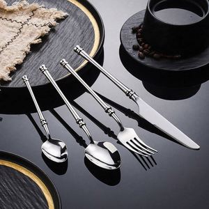 Ensemble de Couverts de Luxe en Acier Inoxydable de Qualité Supérieure pour Fêtes, Fournisseur d'Articles de Table Dorés, Couteaux, Fourchettes et Cuillères pour Mariages, Vaisselle Argentée - Product Image 3