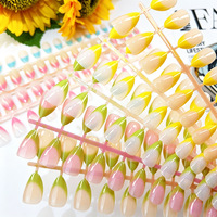 Ongles press-on prédécoupés, exquis, tridimensionnels, motif papillon doré, forme amande œil-de-chat, élégants, prêts à poser, style Ins pour les doigts