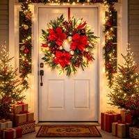 Couronne de Noël en aiguilles de pin avec baies rouges et fleurs, décoration suspendue pour porte et fenêtre, ornement de scène de fête de Noël