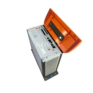 B&R <span class=keywords><strong>IPC</strong></span> 5PC600.SX02-01 EN BON ÉTAT - Product Image 3