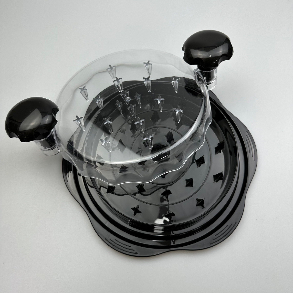 Hachoir à viande noir clair prune