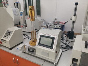 เครื่องทดสอบแรงกระแทกของโฟมแบบลูกบอล ISO ASTM D3574 เครื่องทดสอบความยืดหยุ่นของโฟมแบบเด้งกลับ - Product Image 4