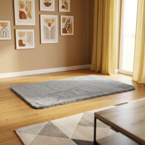 Tapis élégant et moderne en fausse fourrure grise à poils longs, adapté aux animaux domestiques, doux et moelleux, fabriqué à la machine, pour intérieur, certifié OEKO-TEX, avec envers en suède, 60x120 - Product Image 1