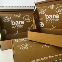 Boîte d'expédition cosmétique en carton ondulé personnalisée avec impression de marque pour soins de la peau