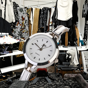 Reloj de Pulsera para Mujer, Modelo 1219, con Esfera Pequeña Plateada, Diseño Elegante y de Lujo, con Cristal - Product Image 3