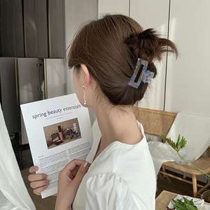 Personnalisé carré fruits ins requin pince à cheveux <span class=keywords><strong>plaque</strong></span> transparente pince à saisir femme résine mode géométrique cheveux griffes - Product Image 3