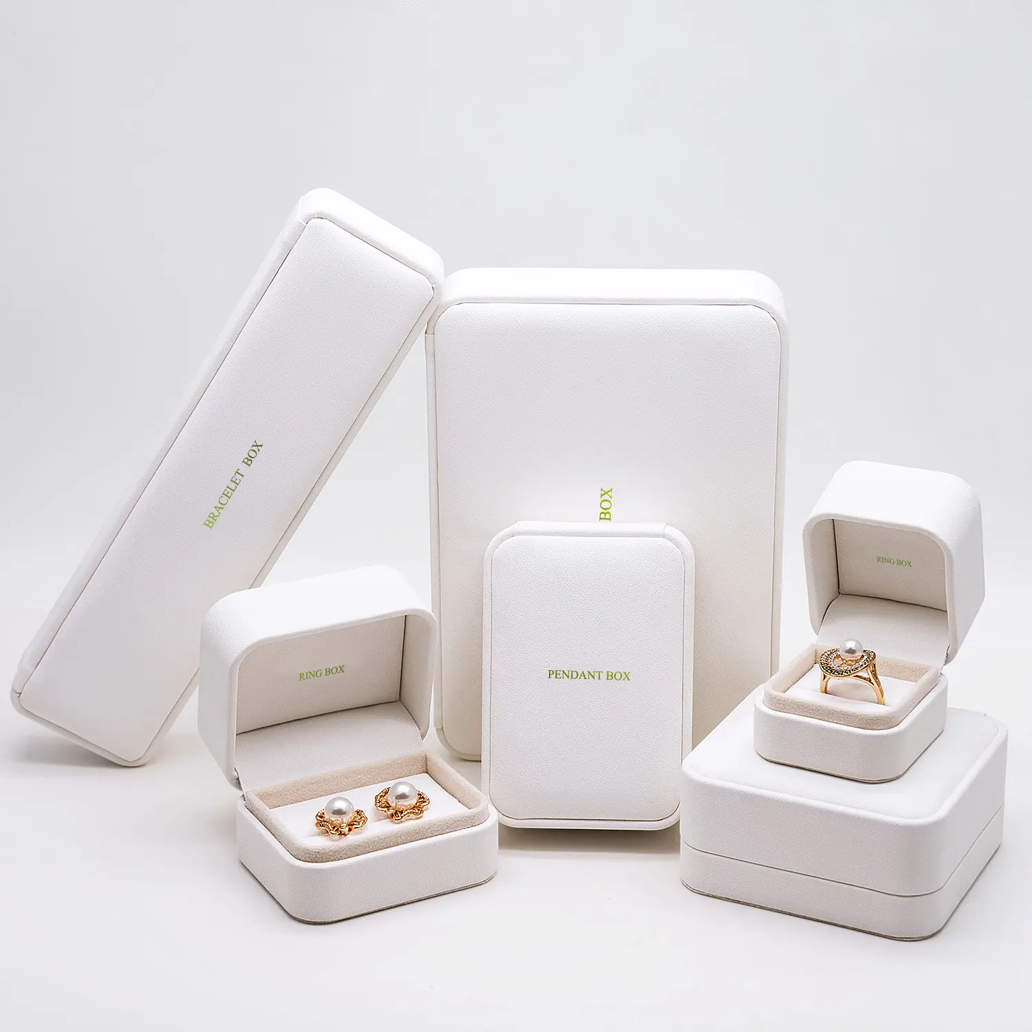 Boîte à bijoux en cuir blanc, bague, collier, bracelet, emballage cadeau de mariage, Saint Valentin, usine de gros, nouveau style coréen, 2021