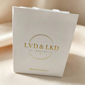Eco Friendly Recyclable <b>White</b> Jewelry Packaging Kit Custom Gold Hot Stamping Logo Rigid Jewelry <b>Box</b> With Soft Ribbon Handle Pape - Product Image 6