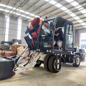 รถผสมคอนกรีตขนาด4ลูกบาศก์เมตรสำหรับโครงการถนน - Product Image 1