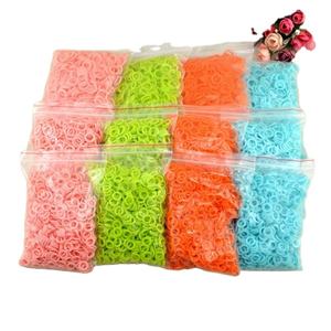 <span class=keywords><strong>Anneaux</strong></span> de <span class=keywords><strong>marqueurs</strong></span> de point de <span class=keywords><strong>tricot</strong></span>, compteur de points en plastique coloré pour crochet en <span class=keywords><strong>tricot</strong></span>, 1000 pièces/sac - Product Image 1