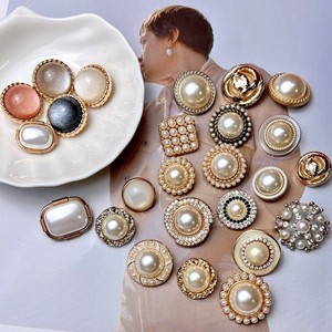 Tùy Chỉnh Màu Sắc & Hình Dạng Thân Thiện Với Môi Kẽm Hợp Kim Mạ Sang Trọng Hợp Thời Trang Trang Trí Vàng Kim Loại Chân Nút Cho May Mặc & Trang Phục - Product Image 2