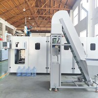Équipement de soufflage de bouteilles en plastique personnalisé pour seaux en PET de 15 L à usage unique, application pour bouteilles en plastique, garantie d'un an, 380 V, fabricant chinois, 5 m