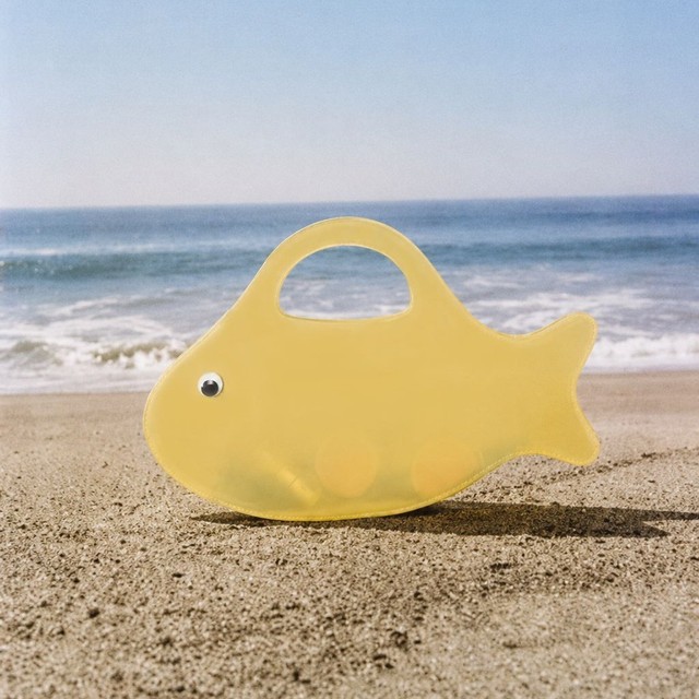 Cute Little Fish-Shaped Jelly Open Strapless Transparent PVC Womens Handbag 2026 New Style Macaron Summer Beach