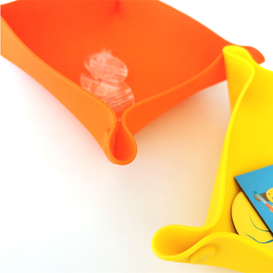 Tùy Chỉnh Đầy Màu Sắc In Ấn Gấp Silicone Board <span class=keywords><strong>Game</strong></span> Pieces Bowls Lưu Trữ Khay Di Động Giữ Bit Trò Chơi - Product Image 4