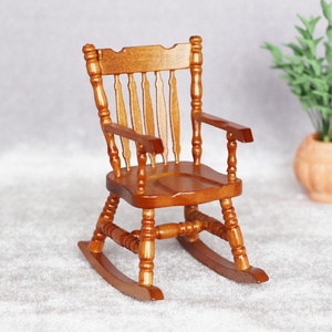 Maison de poupée meubles miniatures chaises à bascule en <span class=keywords><strong>bois</strong></span> maison de poupée chaises en <span class=keywords><strong>bois</strong></span> - Product Image 3