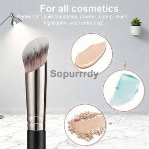 Set de Brochas de Maquillaje con Logotipo Personalizado: Brocha Angulada Sintética Kabuki para Base y Corrector, Brocha para Difuminar y Fijar - Product Image 4