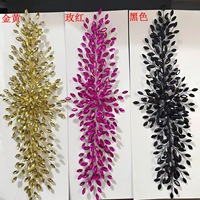 Nouvelles appliques en strass 3D avec motif de feuilles colorées, pétales de fleurs en fil métallique, pour robe de mariée