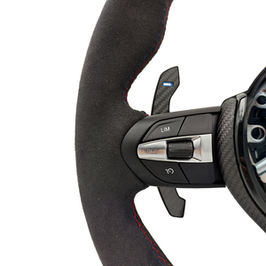 Volant en Alcantara avec garniture en carbone sec et éclairage LED pour <span class=keywords><strong>BMW</strong></span> F10 F11 F07 F20 F22 F30 F36 X5 F15 X6 F16 X3 F25 X4 F26 M3 F80 - Product Image 4