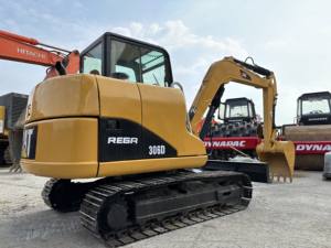 Excavadora Pequeña CAT 306D, Máquina de Orugas Resistente, Adecuada para Proyectos de Paisajismo, Excavación de Zanjas y Reparación - Product Image 3