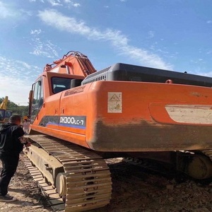 Excavatrice sur chenilles Doosan DH300LC-7 d'occasion, 30 tonnes, châssis allongé, hydraulique, en stock. - Product Image 2
