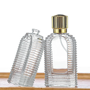 In Stock High-end Glass Perfume <b>Spray</b> <b>Bottle</b> 15/30/60ML Thick Bottom Vertical Strip <b>Empty</b> <b>Bottle</b> Card Buckle Refillable <b>Bottle</b> - Product Image 3