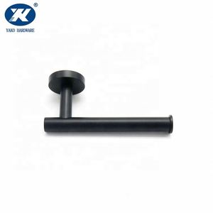 Porta rotolo di ricambio porta carta igienica bagno lungo opaco nero mezzo aperto - Product Image 4