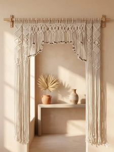 Décoration murale en macramé beige, style bohème, faite à la main en coton, motif géométrique abstrait, emballage individuel - Product Image 1