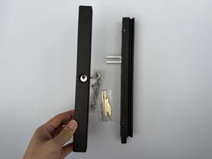 Manija <span class=keywords><strong>de</strong></span> Hardware <span class=keywords><strong>de</strong></span> nuevo diseño <span class=keywords><strong>2023</strong></span> con llaves para puerta corredera <span class=keywords><strong>de</strong></span> aluminio lados dobles 300 mm <span class=keywords><strong>de</strong></span> longitud cerradura deslizante - Product Image 3