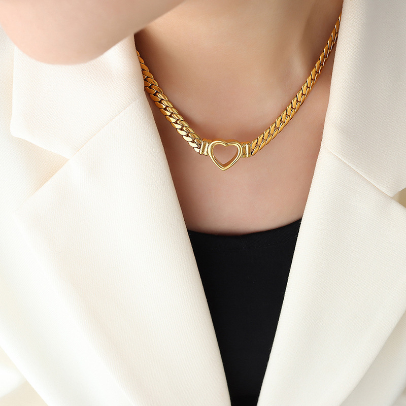P621-Gold Necklace