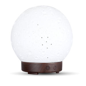 เครื่องกระจายกลิ่นหอมเซรามิคทรงกลม 0.5 ลิตร โคมไฟรูปพระจันทร์ พร้อมไฟ 7 สี เครื่องเผาน้ำมันหอมระเหยสำหรับบ้าน ขนาดพื้นที่น้อยกว่า 10 ตร.ม. - Product Image 4