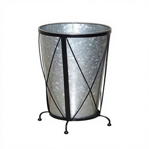 Jardinière en acier galvanisé au design magnifique avec support en fer, qualité supérieure, forme ronde - Product Image 1