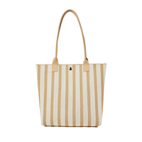 Sac à bandoulière rayé simple et portable pour femme, grande capacité, avec deux sangles et fermeture à boucle, 7L, en polyester, vente en gros