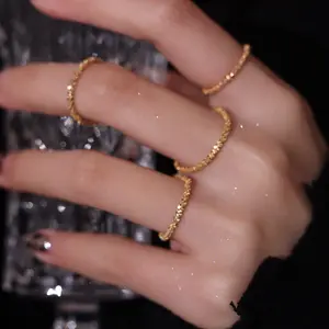 Baru Datang 2022 Mode Cincin Berkilau Gaya Sederhana Serbaguna Dekoratif Kompak Cincin Jari Telunjuk untuk Wanita Perhiasan