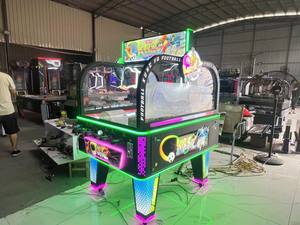 Meilleure vente de baby-<span class=keywords><strong>foot</strong></span> de Kung Fu commercial Nouveau design Machine d'arcade à pièces <span class=keywords><strong>Jeu</strong></span> de football pour enfants - Product Image 5