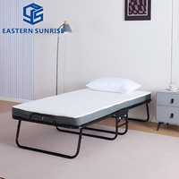 Lit simple en métal noir, lit pliant avec matelas pour adultes/hôtes