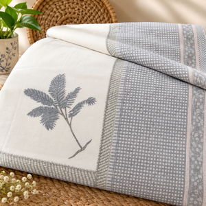 Manta de algodón suave Dohar con estampado floral hecho a mano, ligera y transpirable, para uso doméstico. - Product Image 3