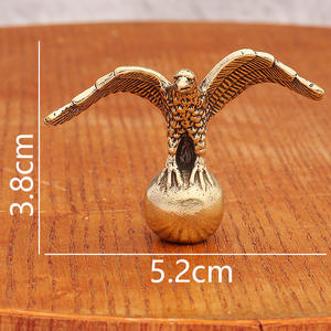 Dapeng rétro laiton aigle artisanat ornement sculpture en cuivre avec <span class=keywords><strong>ailes</strong></span> déployées Style Feng Shui bureau décoratif métal artisanat - Product Image 6