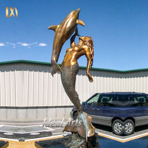 Statua in bronzo a grandezza naturale di sirena e delfino, scultura di <span class=keywords><strong>ninfa</strong></span> marina fusa a mano con patina, per decorazioni a bordo piscina - Product Image 5