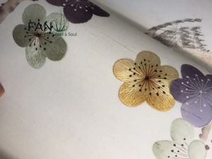 Zhenling Papier peint fleur de prunier peint à la main et brodé pour déco murale intérieure - Product Image 2