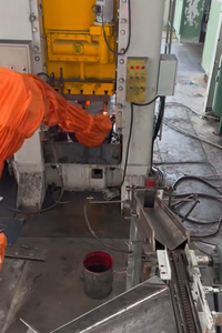 Robot Industrial Boront 1510 de Seis Ejes, Alcance del Brazo de 1500 mm, Carga de 10 kg, Aplicado a la Sección de Estampado en Caliente - Product Image 4