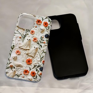 Coque de téléphone deux-en-un brodée et gaufrée pour iPhone 17 Pro - Coque mate 3D Crâne - Product Image 2