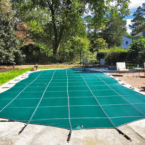 Couverture de piscine rectangulaire en PP pour piscines hors sol, pliable avec sangles de fixation, panneaux verts et bleus - Product Image 6