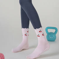 Chaussettes de sport personnalisées de haute qualité, antidérapantes, respirantes, tricotées numériquement, écologiques, antibactériennes, pour Pilates, Yoga, Printemps, ODM