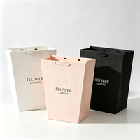 Bolsa de Mano Trapezoidal para Flores, con Estampado Dorado, para el Día de San Valentín, Caja de Embalaje para Ramos, Suministros para Floristas, Fabricante Mayorista