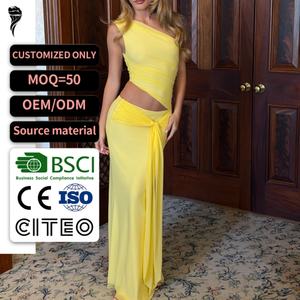 Robe longue asymétrique jaune sexy pour femme, nouvelle collection 2026, avec découpes, froncée, en maille, moulante et drapée, idéale pour les soirées. - Product Image 1