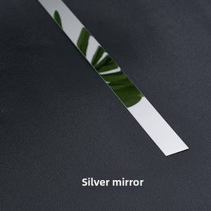 Sunsbuild Moulure Murale Flexible Auto-Adhésive en Acier Inoxydable 1mm pour Atelier, Cadre de Miroir de Plafond, Décoration Murale pour Cheminée et Maison - Product Image 1