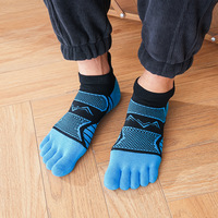 Chaussettes de sport de Compression à séchage rapide pour hommes professionnels cinq orteils cheville randonnée course à pied conception rayée entraînement en mélange de coton tricoté