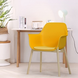 Chaises de salle à manger en plastique durables et écologiques de style moderne pour la maison, le bureau et l'école – Couleurs personnalisables disponibles en gros - Product Image 2